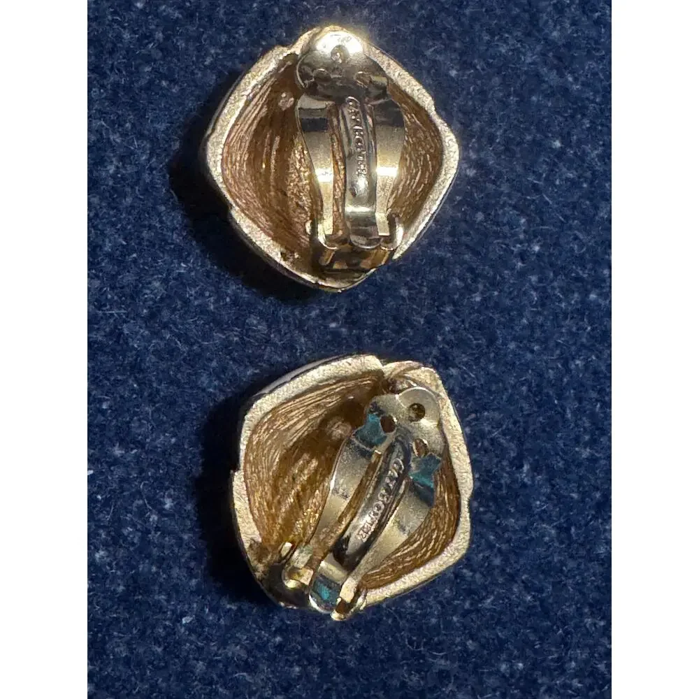 Vintage Gay Boyer White Enamel Clip On Earrings